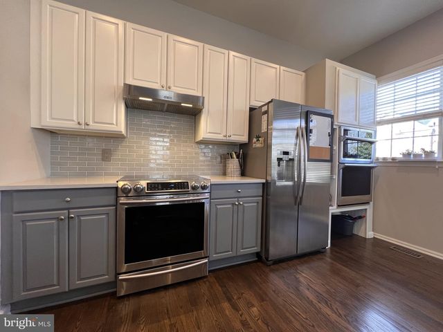 20709 RIPTIDE SQ, Sterling, VA 20165