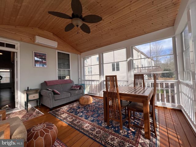 20709 RIPTIDE SQ, Sterling, VA 20165