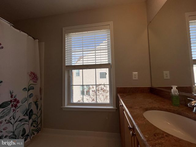 20709 RIPTIDE SQ, Sterling, VA 20165