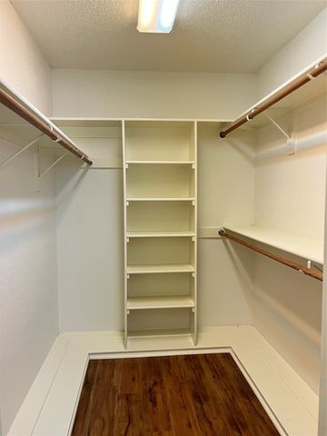 6608 Buckeye Drive, Rowlett, TX 75089