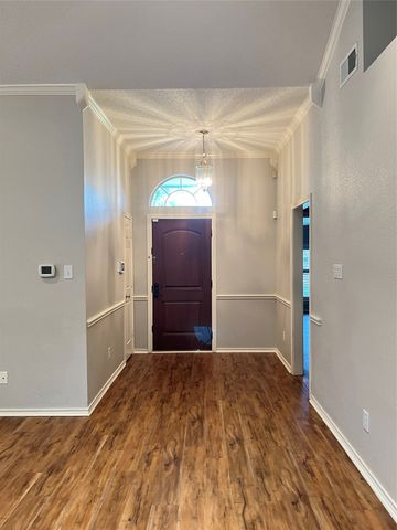 6608 Buckeye Drive, Rowlett, TX 75089