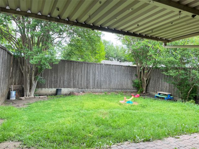 6608 Buckeye Drive, Rowlett, TX 75089