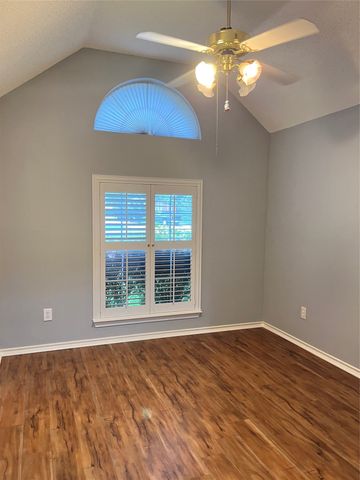 6608 Buckeye Drive, Rowlett, TX 75089