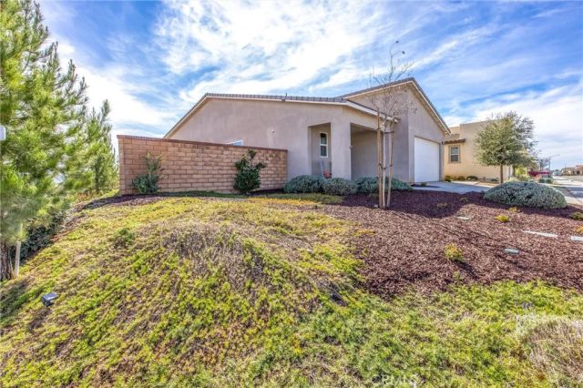 1685 Spring Run, Beaumont, CA 92223