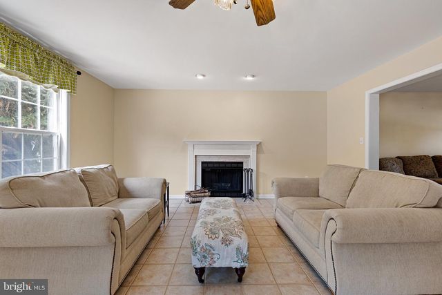 206 W THOMAS CT, Middletown, DE 19709