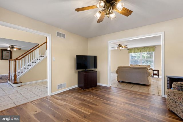 206 W THOMAS CT, Middletown, DE 19709