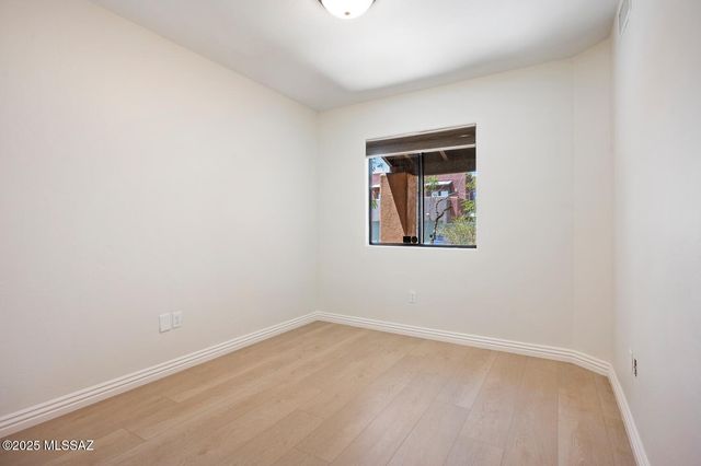 3121 N Olsen Avenue, Tucson, AZ 85719