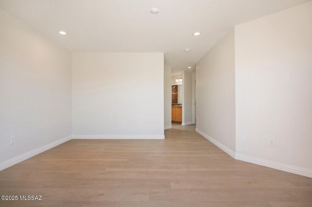 3121 N Olsen Avenue, Tucson, AZ 85719