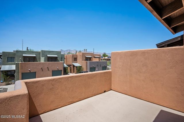 3121 N Olsen Avenue, Tucson, AZ 85719