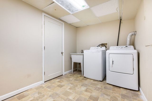 504 Nassau Avenue, Bolingbrook, IL 60440