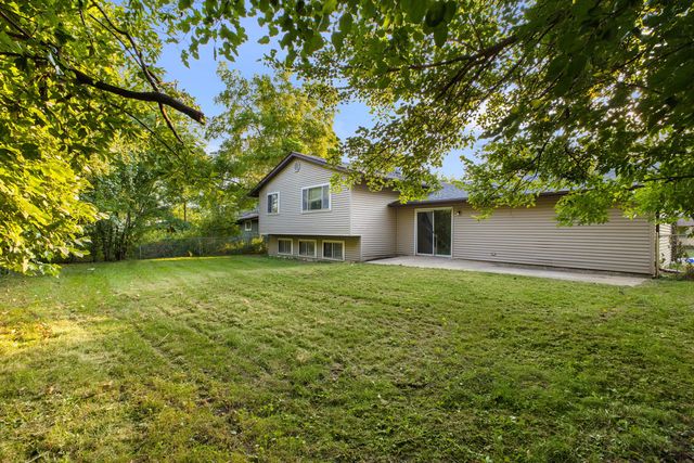 504 Nassau Avenue, Bolingbrook, IL 60440