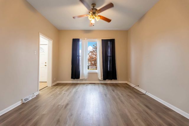 7728 S Maryland Avenue, Chicago, IL 60619