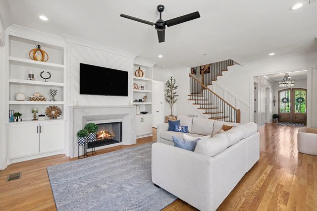 1111 Lusitano Ct, Nolensville, TN 37135