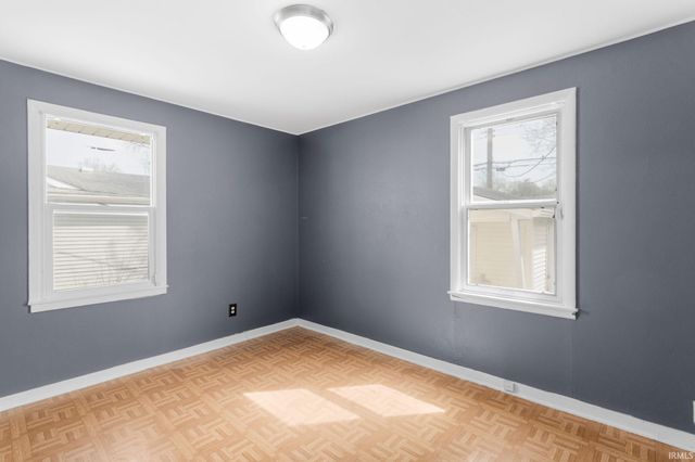 2604 Normandy Drive, Mishawaka, IN 46545