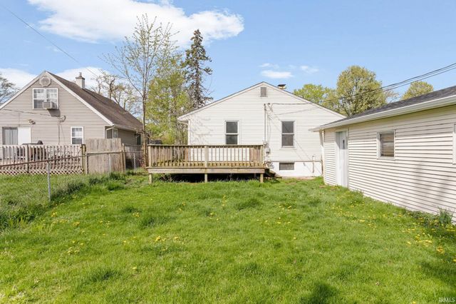2604 Normandy Drive, Mishawaka, IN 46545