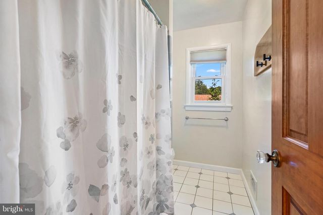 13925 SHANNON DR, Silver Spring, MD 20904