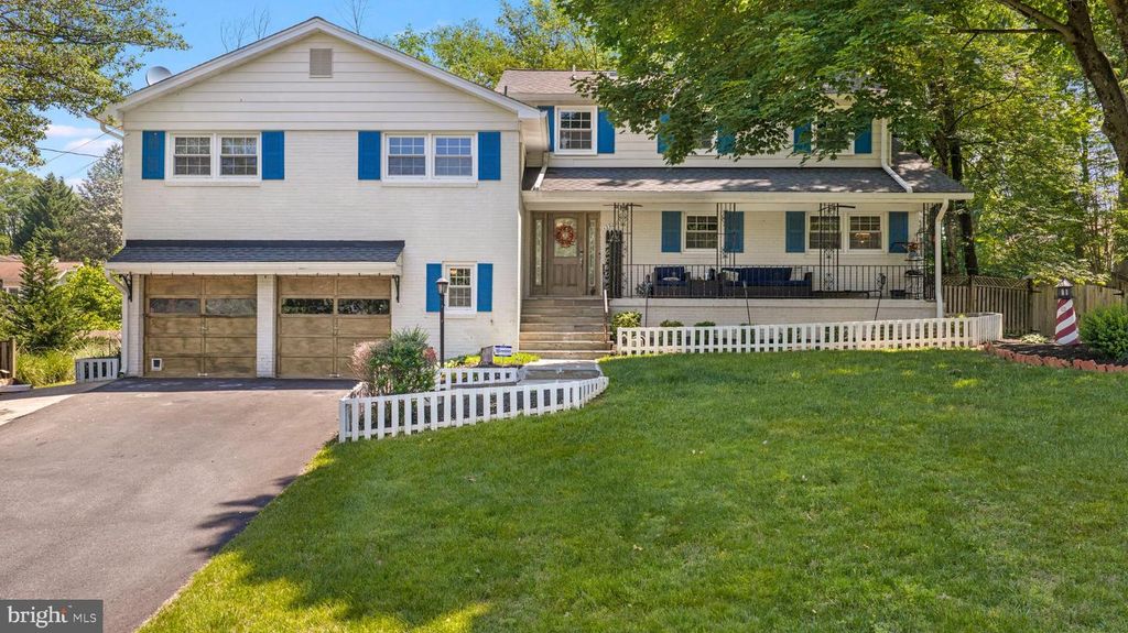 Image 1 of property listing at 13925 SHANNON DR, Silver Spring, MD 20904