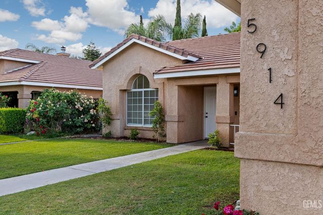 5914 Summer Country Drive, Bakersfield, CA 93313