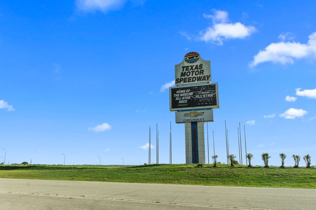 1713 Opaca Drive, Fort Worth, TX 76131