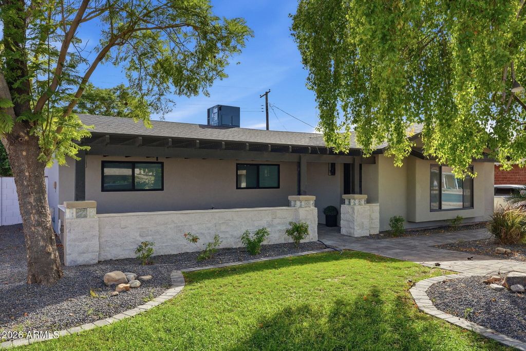 8233 E MONTEROSA Street, Scottsdale, AZ 85251 — photo 5