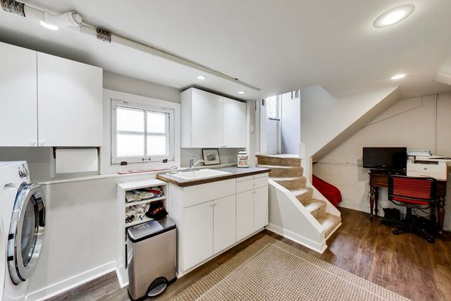 512 S Grove Avenue, Oak Park, IL 60304