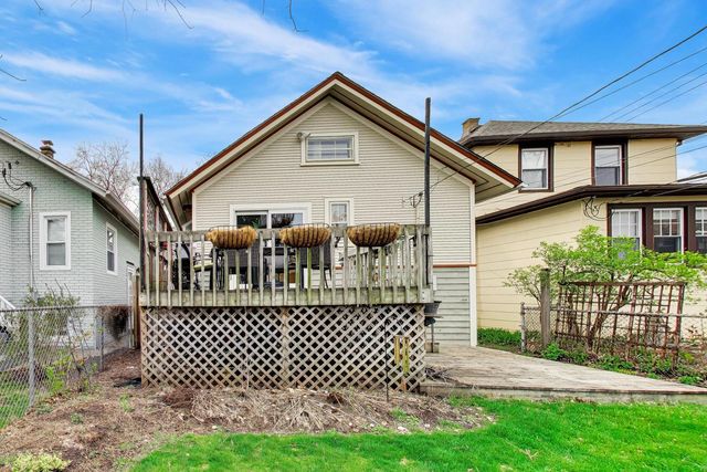 512 S Grove Avenue, Oak Park, IL 60304