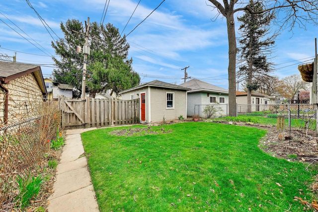 512 S Grove Avenue, Oak Park, IL 60304