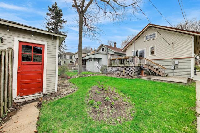 512 S Grove Avenue, Oak Park, IL 60304