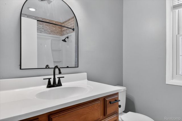 817 Florida Avenue, Port Huron, MI 48060