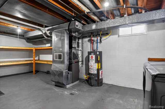 817 Florida Avenue, Port Huron, MI 48060