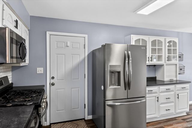 817 Florida Avenue, Port Huron, MI 48060