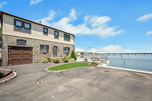 3111 Dare Place, Bronx, NY 10465