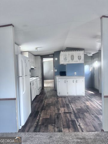 131 Register Avenue, Reidsville, GA 30453