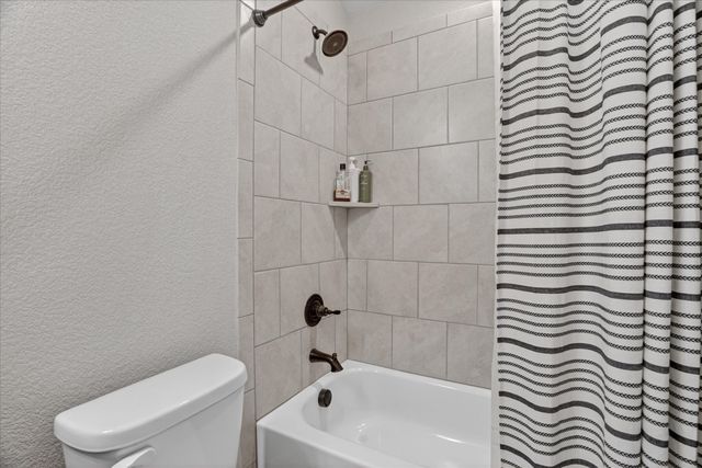1641 Town Creek Circle, Weatherford, TX 76086