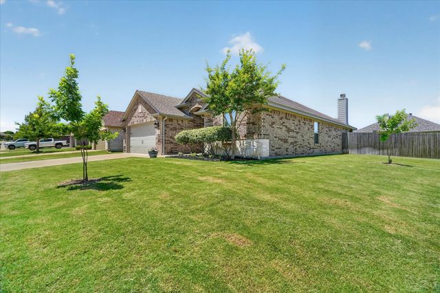 1641 Town Creek Circle, Weatherford, TX 76086