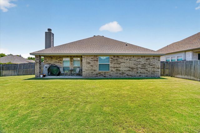 1641 Town Creek Circle, Weatherford, TX 76086