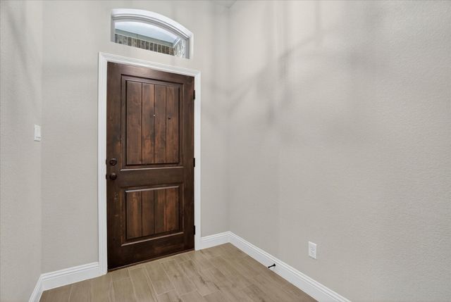 1641 Town Creek Circle, Weatherford, TX 76086