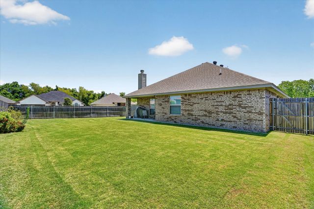 1641 Town Creek Circle, Weatherford, TX 76086