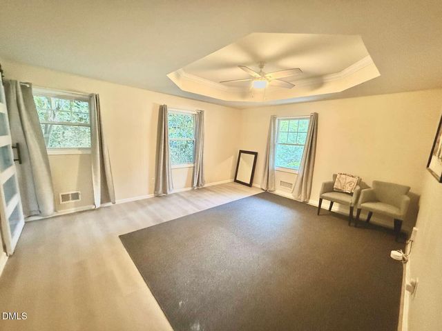 5125 Wickham Road, Raleigh, NC 27606