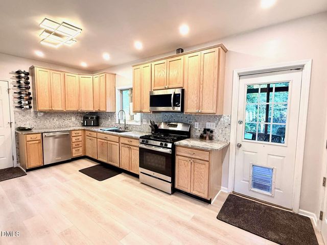 5125 Wickham Road, Raleigh, NC 27606