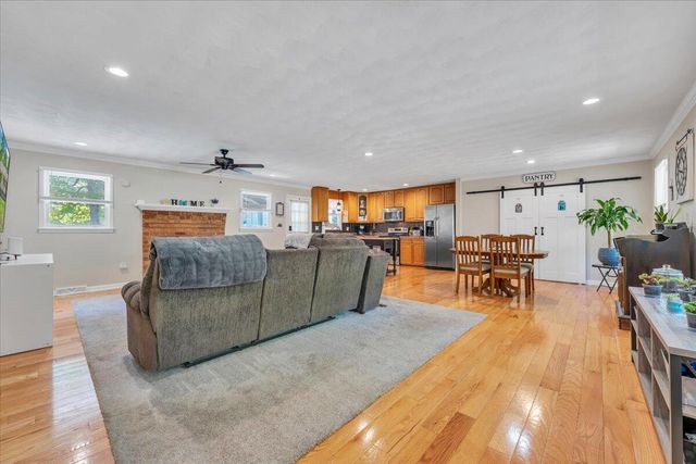 771 Oak DR, Blue Ridge, VA 24064