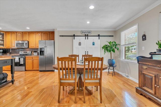 771 Oak DR, Blue Ridge, VA 24064