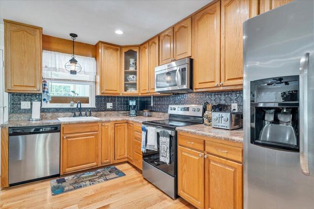 771 Oak DR, Blue Ridge, VA 24064