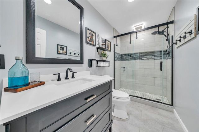 771 Oak DR, Blue Ridge, VA 24064