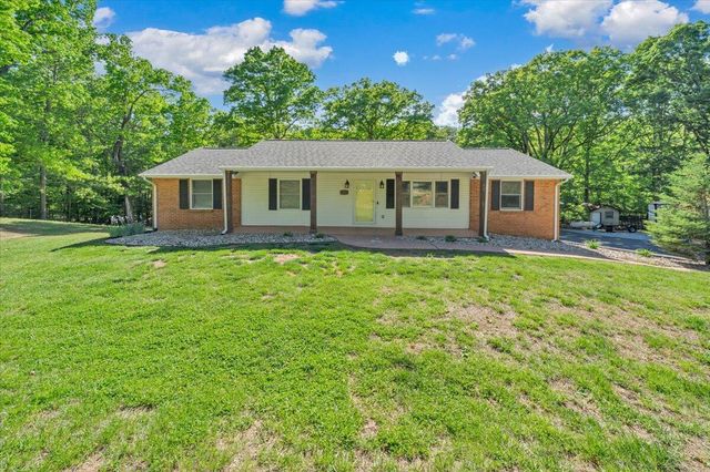 771 Oak DR, Blue Ridge, VA 24064