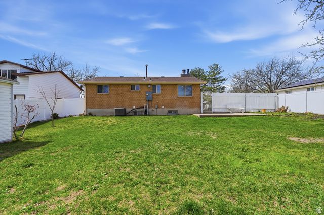 6043 S AQUARIUS DR, Kearns, UT 84118