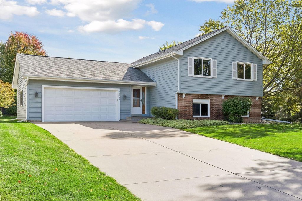 11910 44th Avenue N, Plymouth, MN 55442 — photo 2