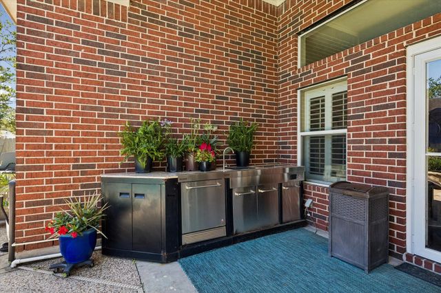 803 Woodcrest Drive, Friendswood, TX 77546