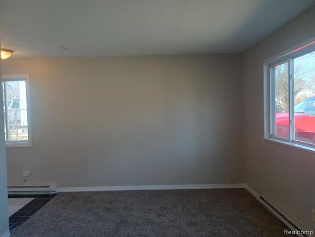 735 Emerson Avenue, Pontiac, MI 48340