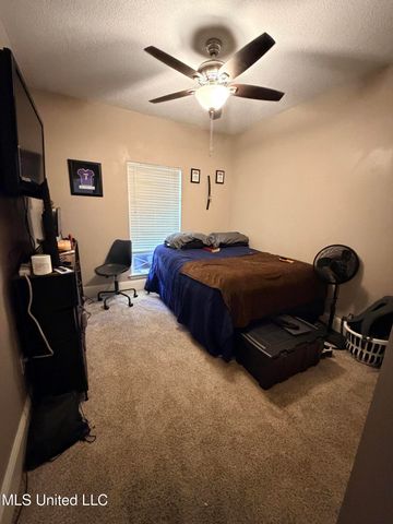 2308 Rue Beaux Chenes, Ocean Springs, MS 39564